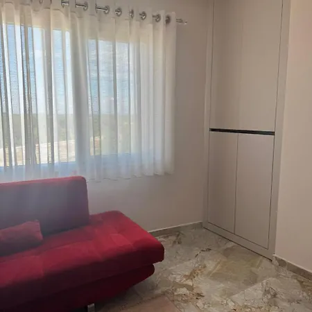 Luxury With A Wonderful View Апартаменты Шкодер