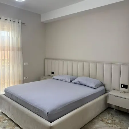 Апартаменты Luxury With A Wonderful View Шкодер